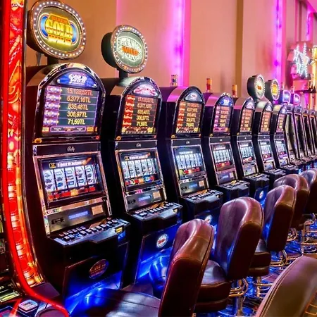 Vuni Palace Luxury & Beach & Casino