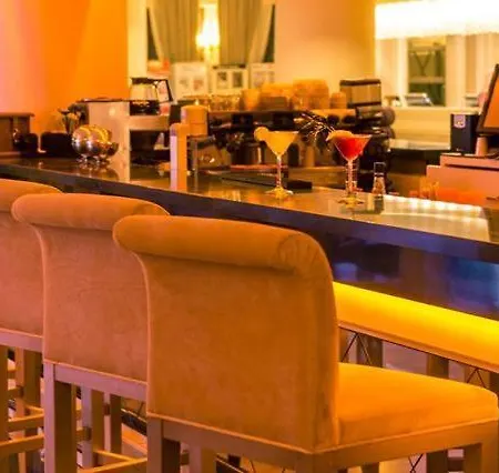 Vuni Palace Luxury & Beach & Casino Otel Girne