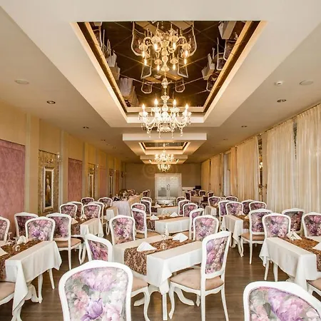 Vuni Palace Luxury & Beach & Casino Kyrenia (Northern Cyprus)